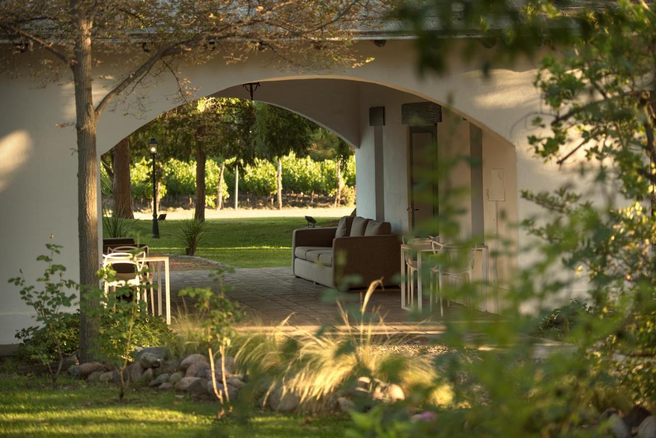 Postales Boutique Winery Hotel - Valle De Uco Colonia Las Rosas エクステリア 写真